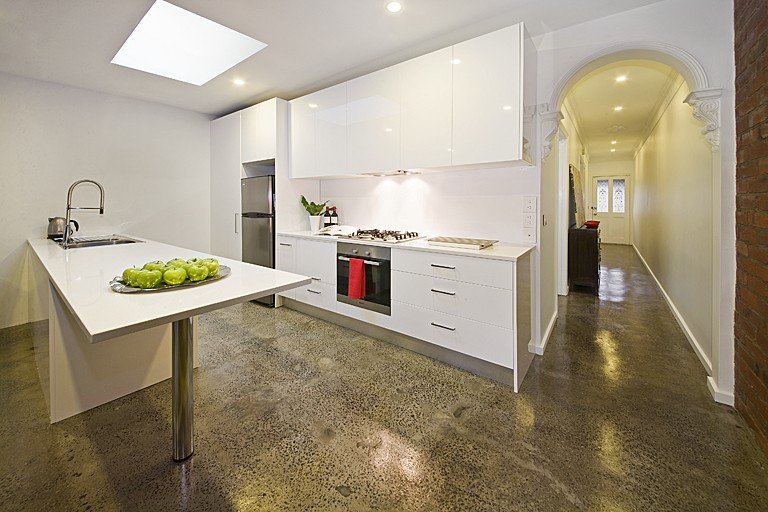 Gallery: 402 Bay Street