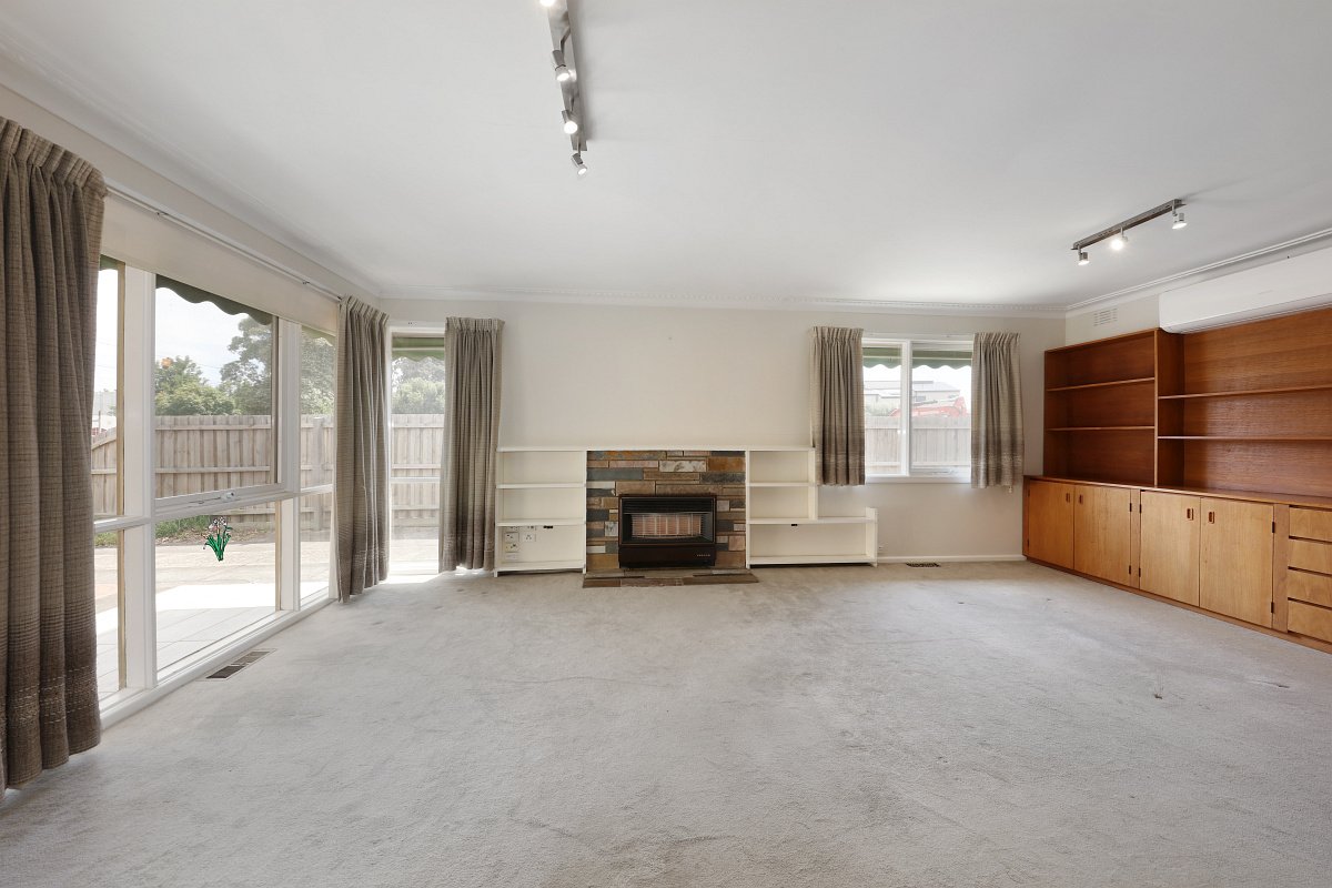 Gallery: 402 Chesterville Road