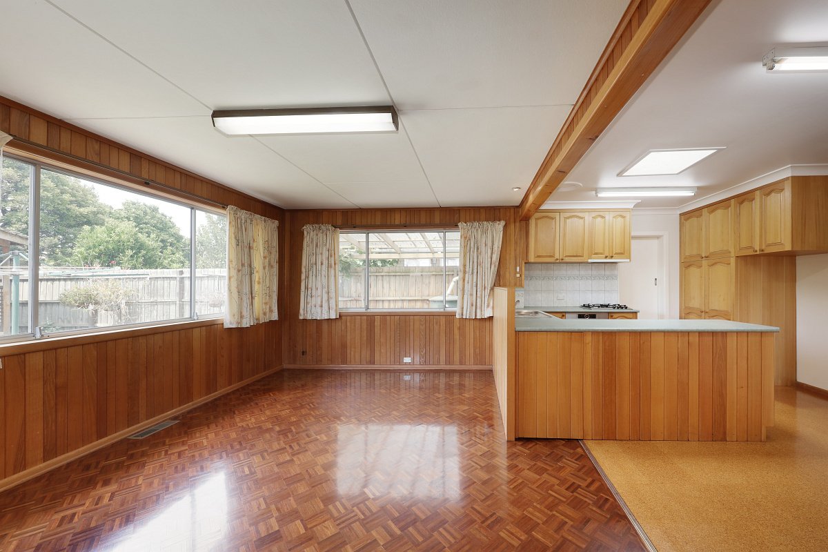 Gallery: 402 Chesterville Road