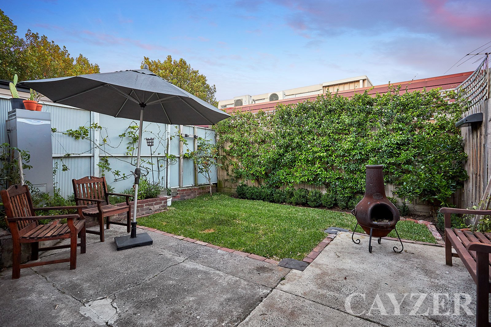 Gallery: 402 Graham Street
