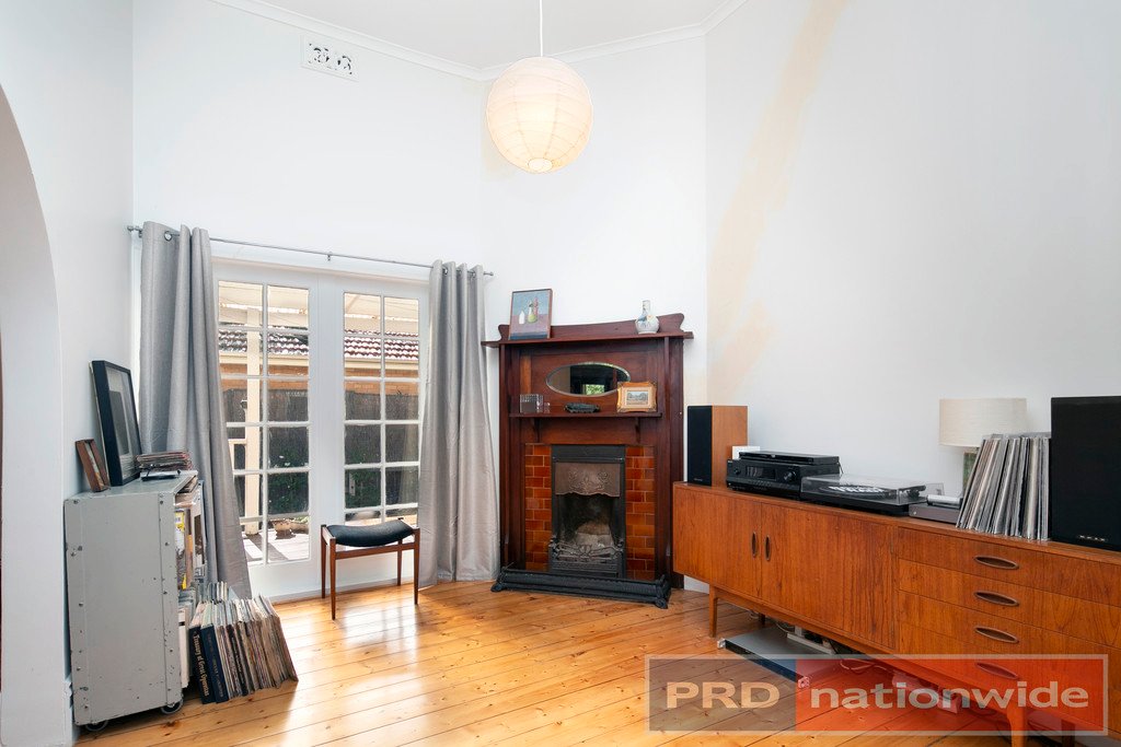 402 Howard Street SOLDIERS HILL 6