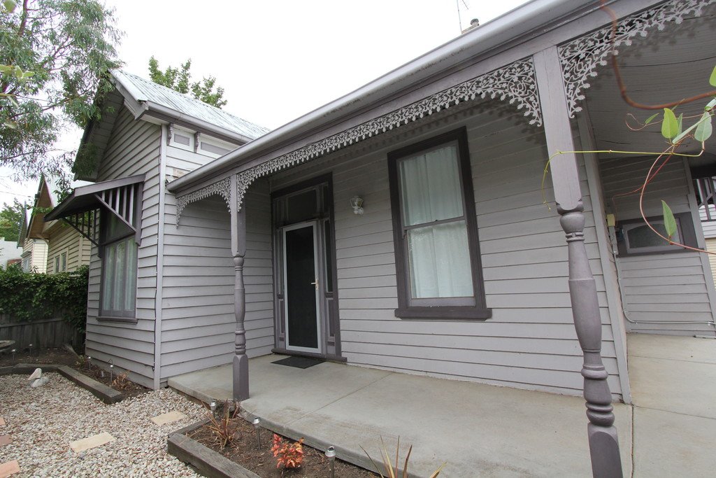 402 Skipton Street REDAN 1