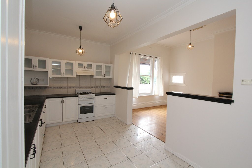 402 Skipton Street REDAN 11