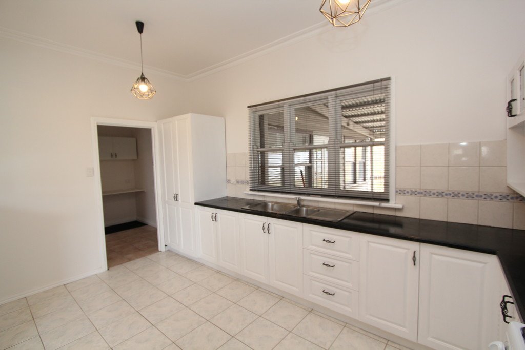 402 Skipton Street REDAN 13