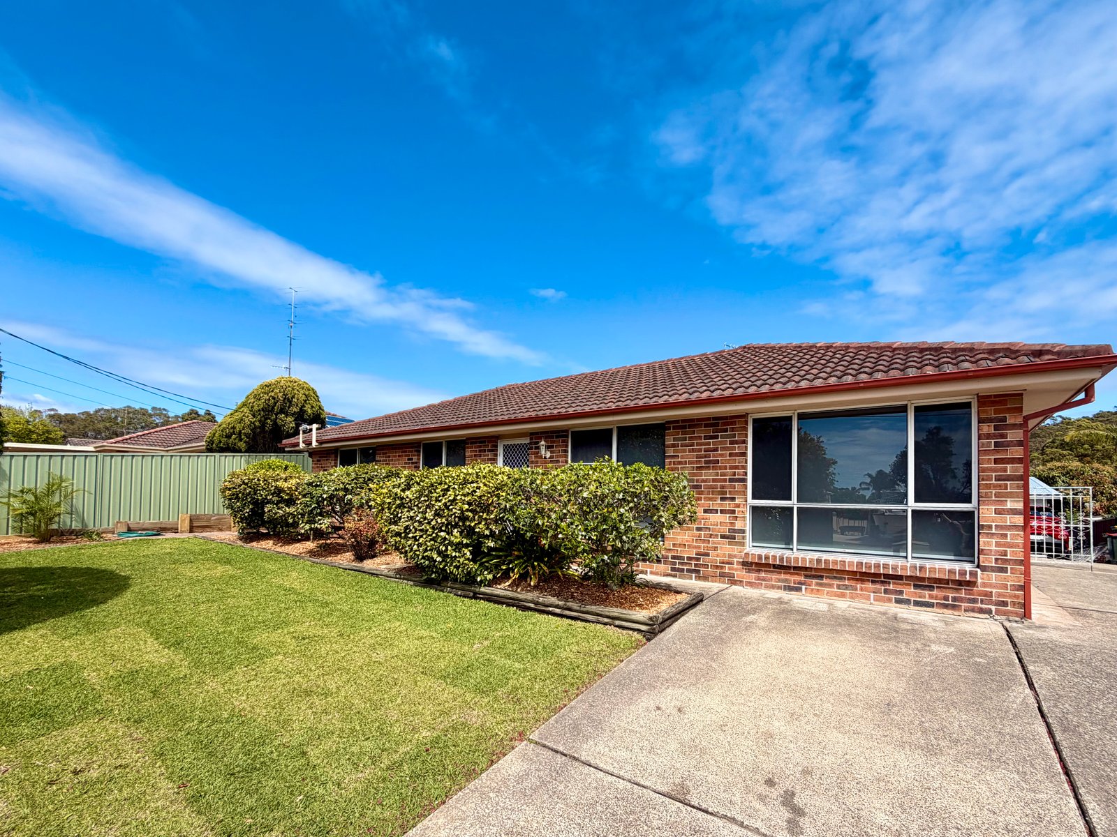 402 Soldiers Point Road SALAMANDER BAY 21
