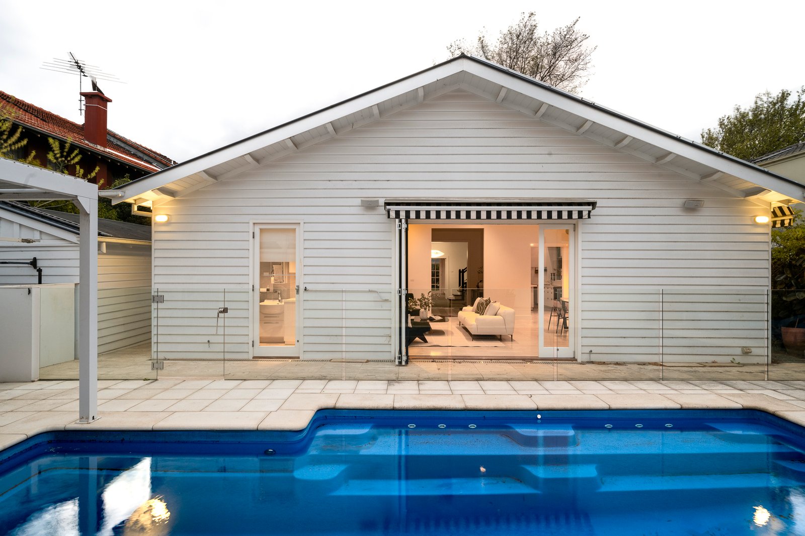 Real Estate and Property in 402 St Kilda Street, Brighton, VIC