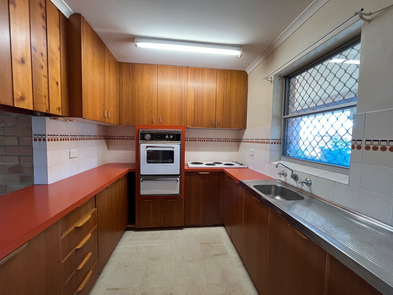 40/2 Tribe Street TAMWORTH 3