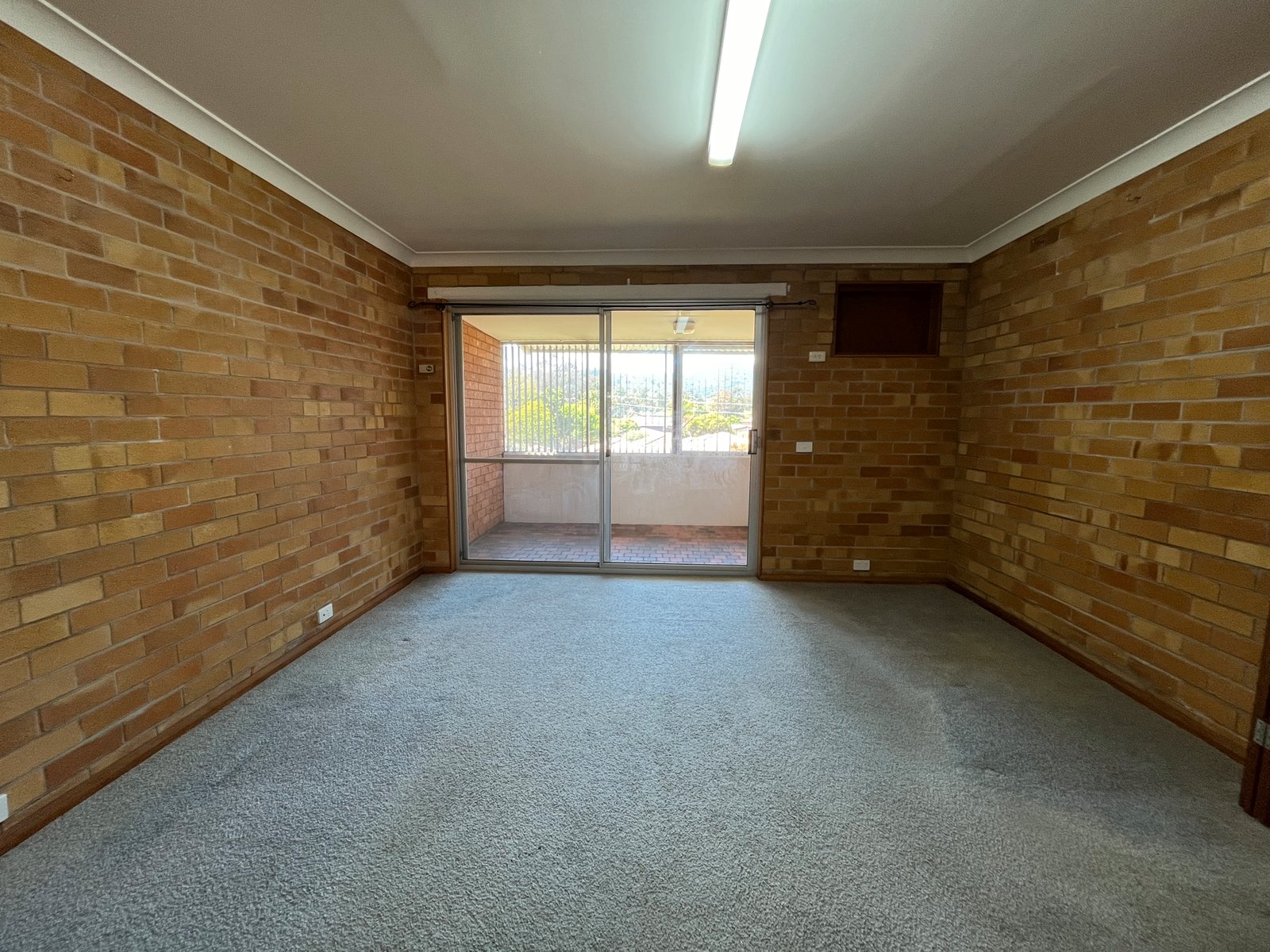 40/2 Tribe Street TAMWORTH 4