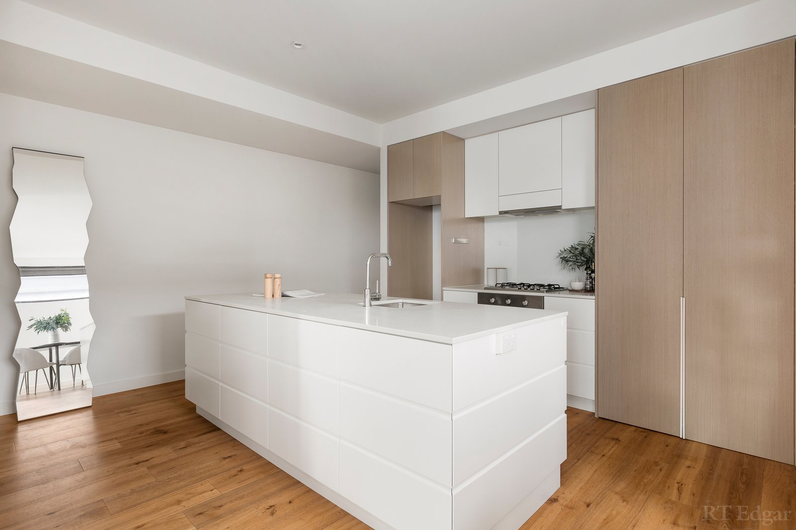 Real Estate and Property in 402/13-15 Grattan Street, Prahran, VIC