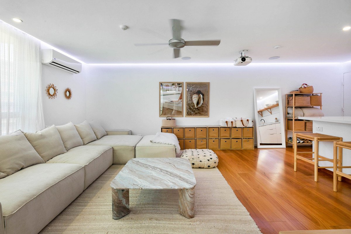402/1855 Gold Coast Highway BURLEIGH HEADS 7