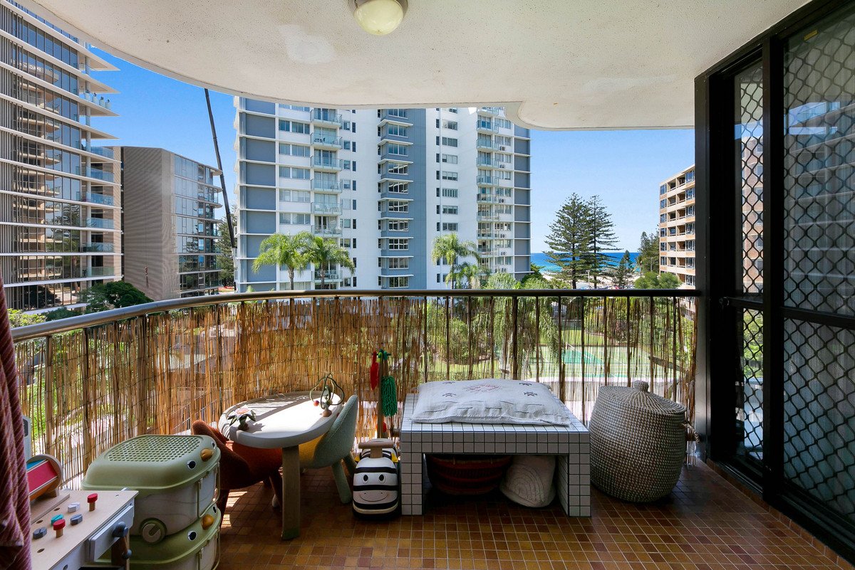 402/1855 Gold Coast Highway BURLEIGH HEADS 8