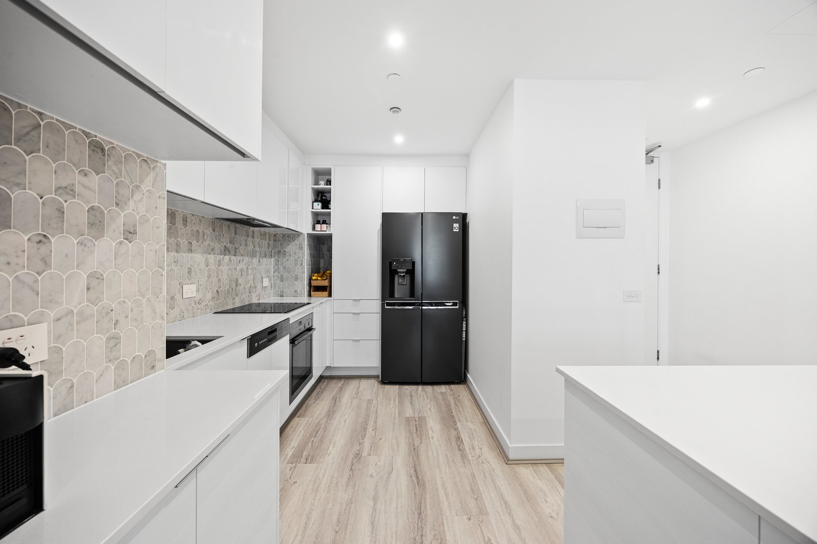 Gallery: 402/220 Bay Road