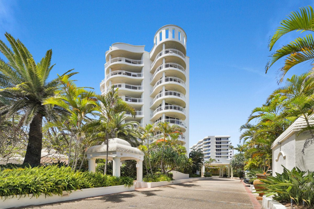 402/220 The Esplanade Burleigh Heads 18