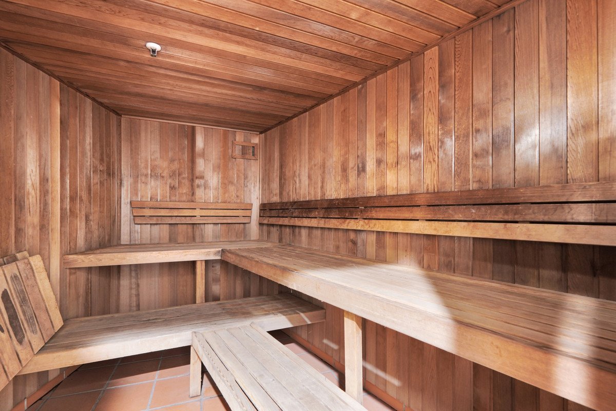 402/220 The Esplanade Burleigh Heads 24