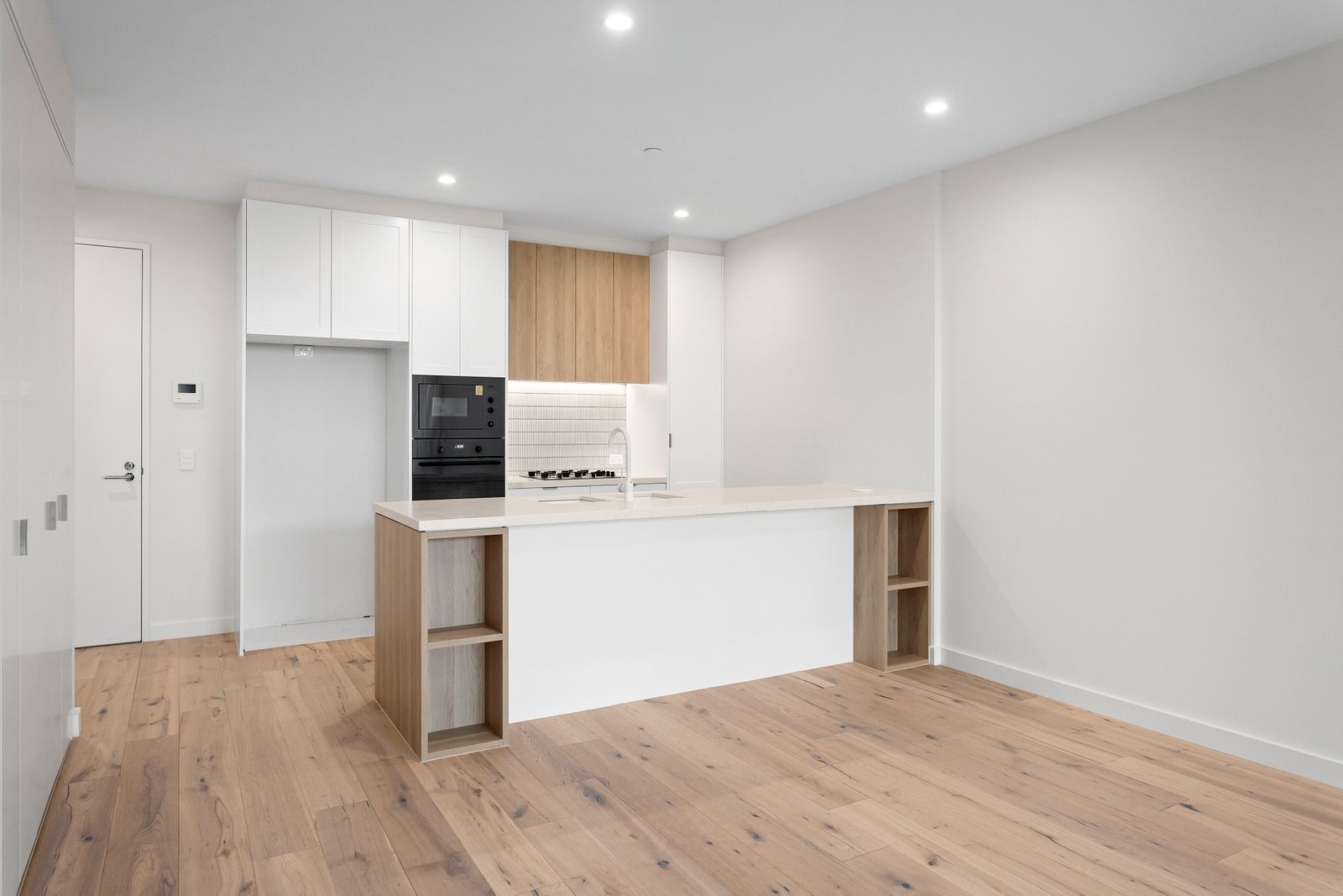 Real Estate and Property in 402/241 Glen Huntly Road, Elsternwick, VIC