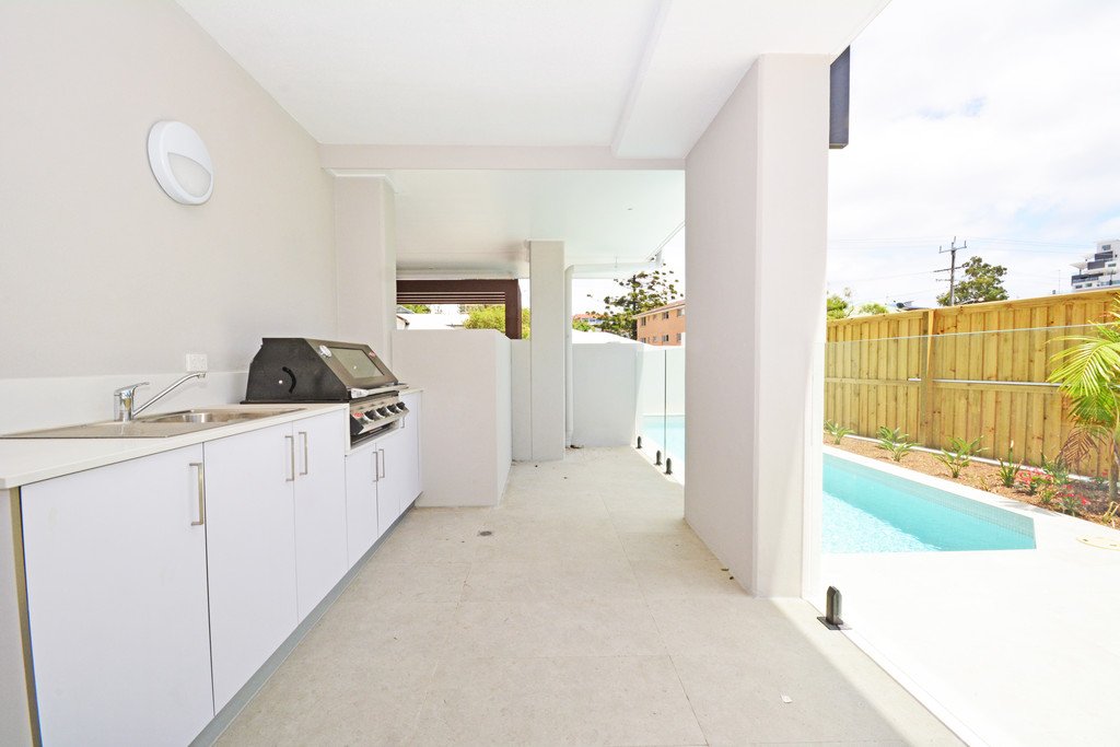 402/36 Enid Street TWEED HEADS 12