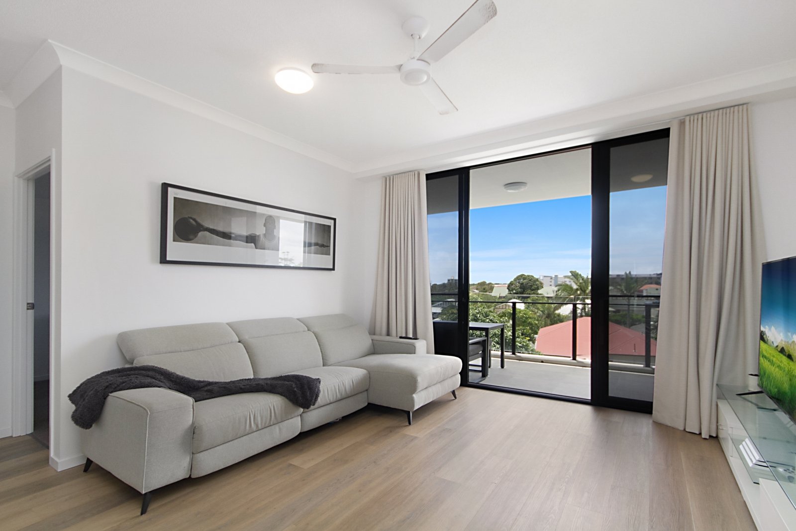 402/38 Enid Street TWEED HEADS 3