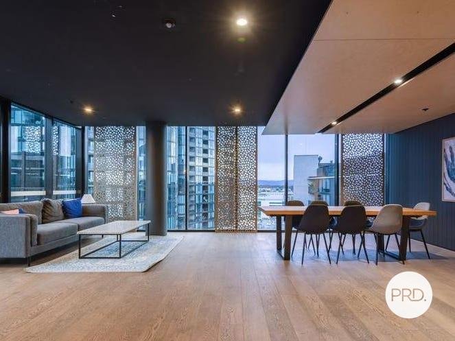 402/4 Grazier Lane belconnen ACT 2617  BELCONNEN 13