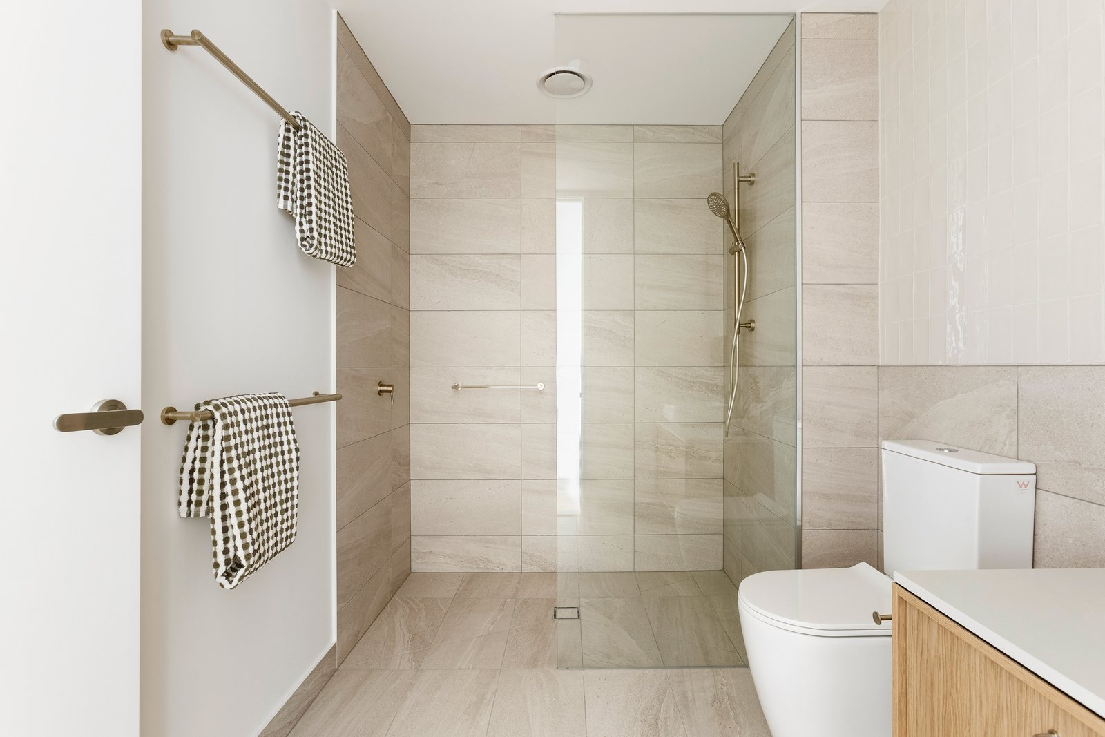 Real Estate and Property in 402/466 Hampton Street, Hampton, VIC