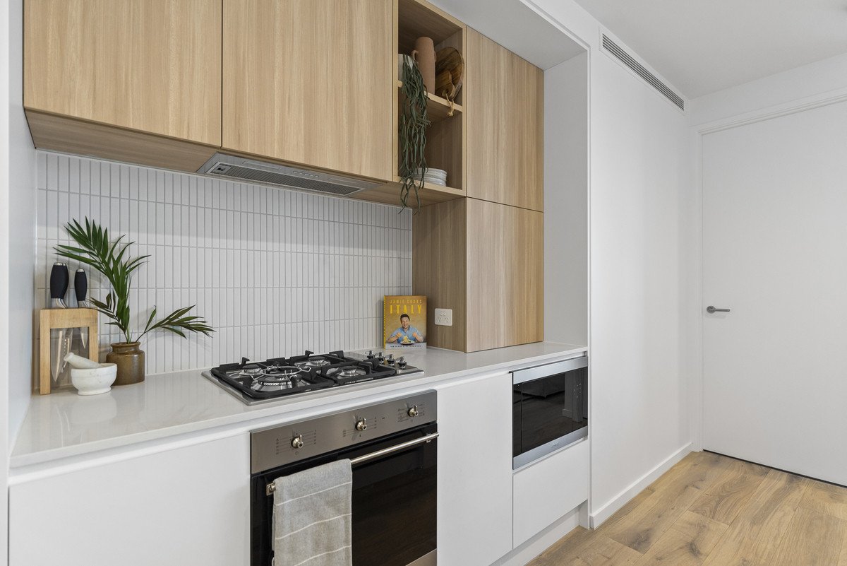 402/6 Second Avenue Burleigh Heads 3