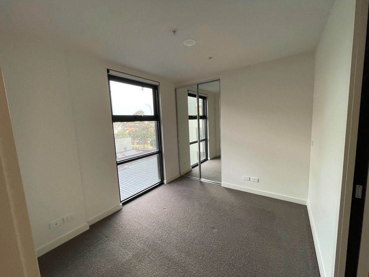 Gallery: 402/6 St Kilda Road