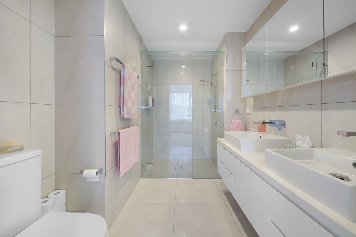 4029/21 Ross Street Benowa 17