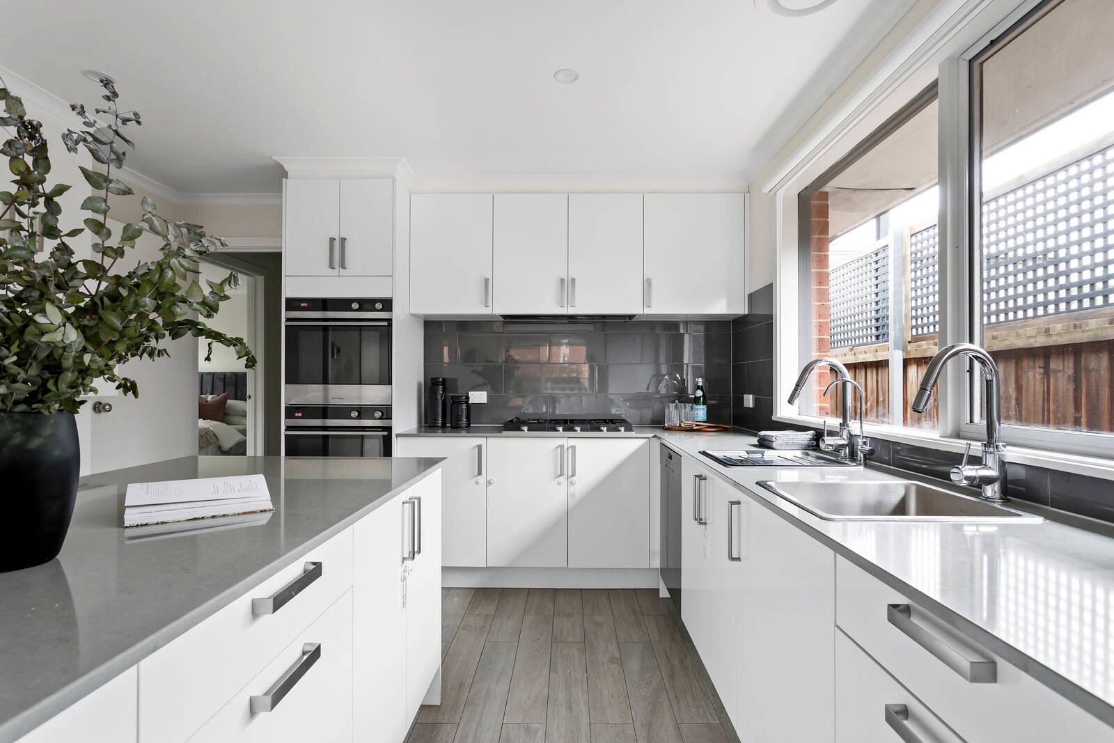 Real Estate and Property in 402B Glen Eira Road, Caulfield, VIC