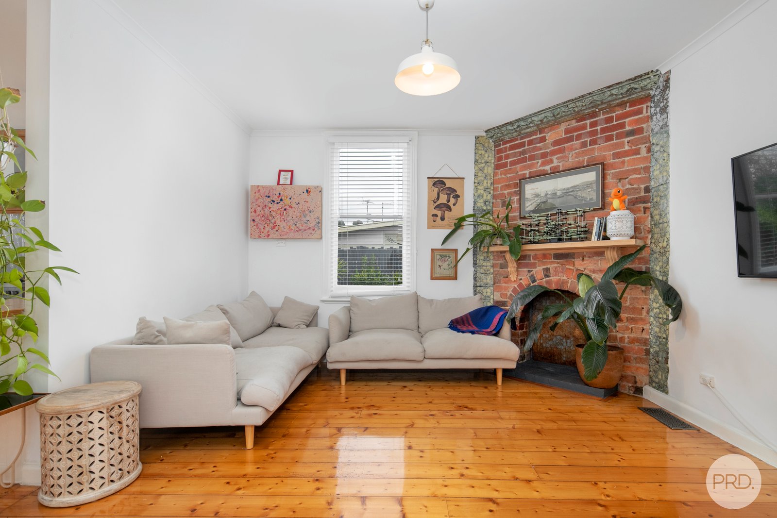 403 Darling Street REDAN 6