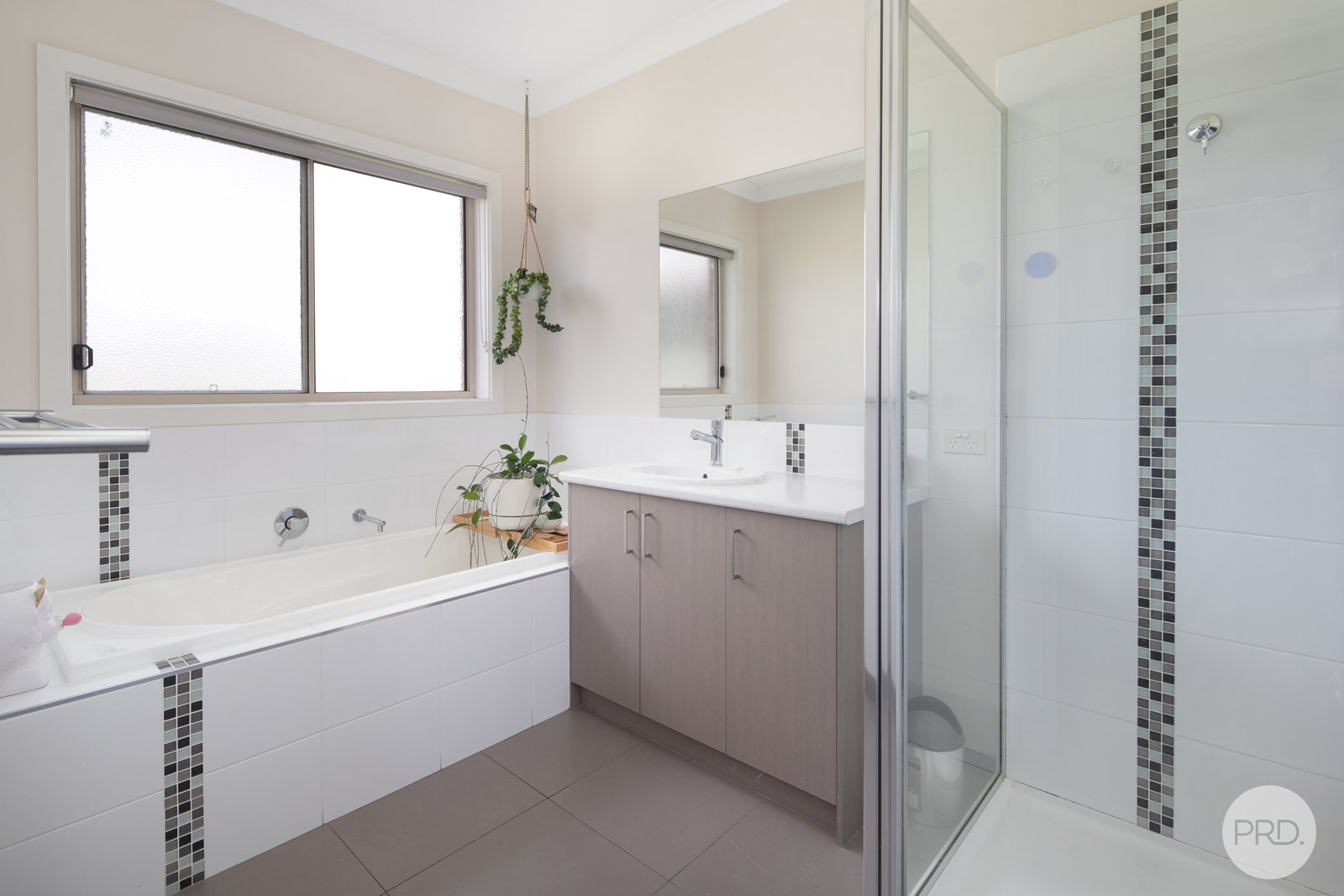 403 Dowling Road MITCHELL PARK 14