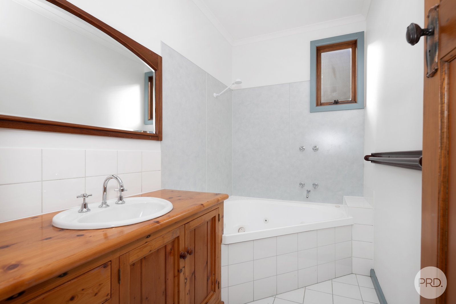 403 Drummond Street Sth  BALLARAT CENTRAL 8