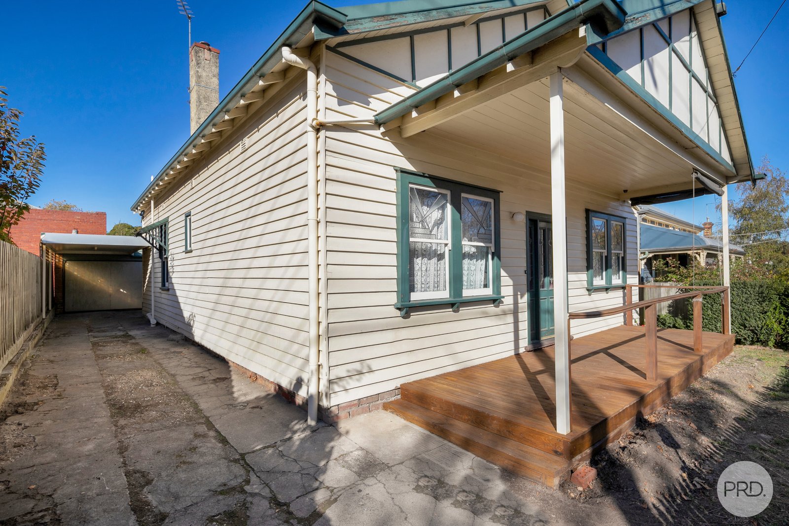 403 Drummond Street Sth  BALLARAT CENTRAL 13