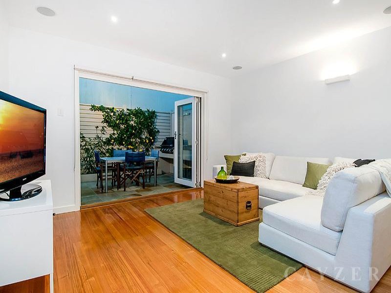 Gallery: 403 Park Street