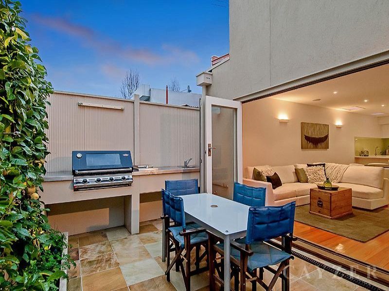 Gallery: 403 Park Street