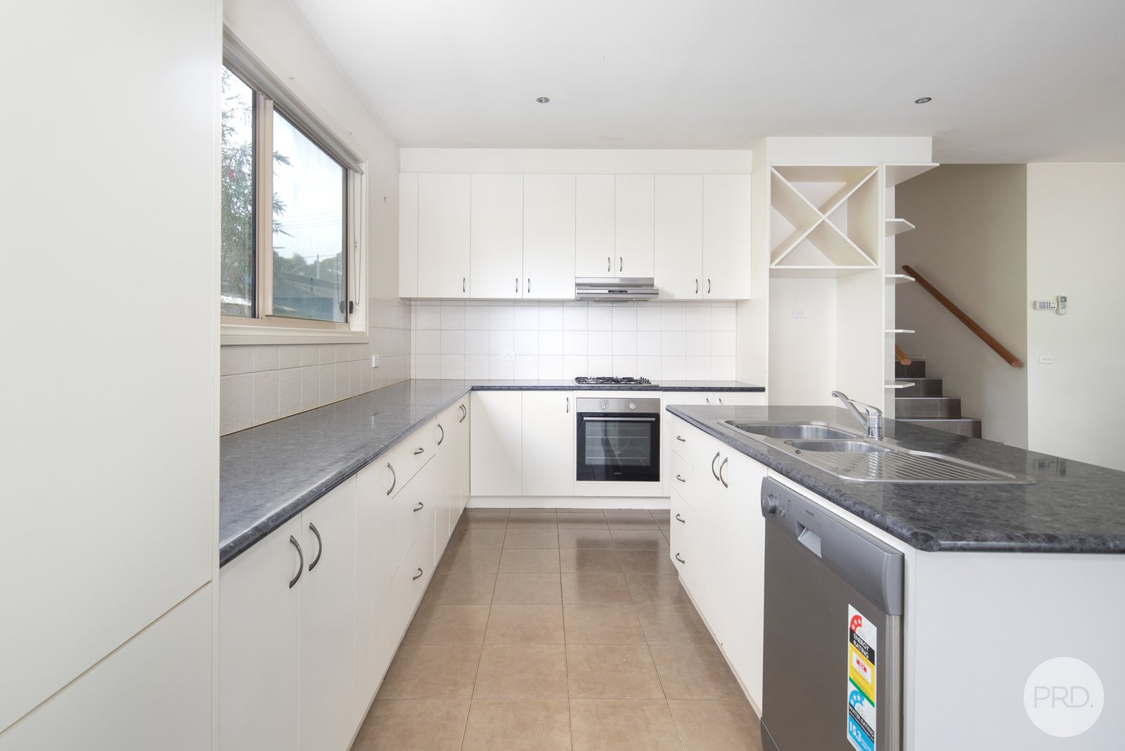 403 Tinworth Avenue MOUNT CLEAR 9