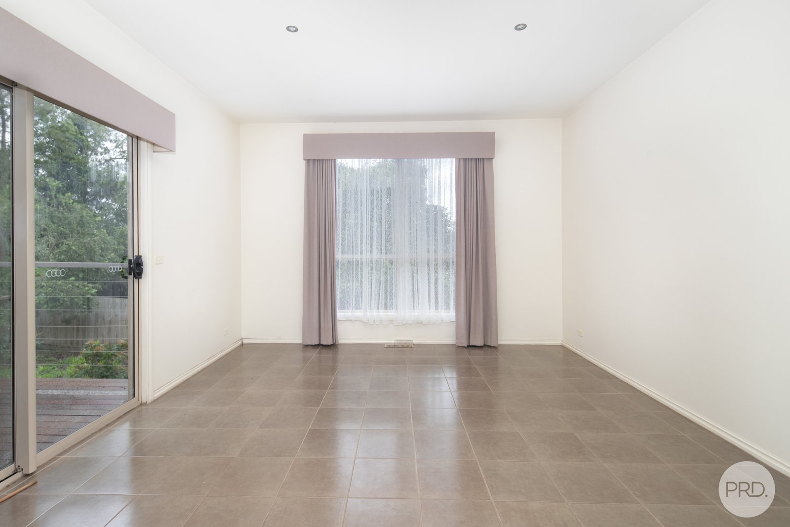 403 Tinworth Avenue MOUNT CLEAR 11