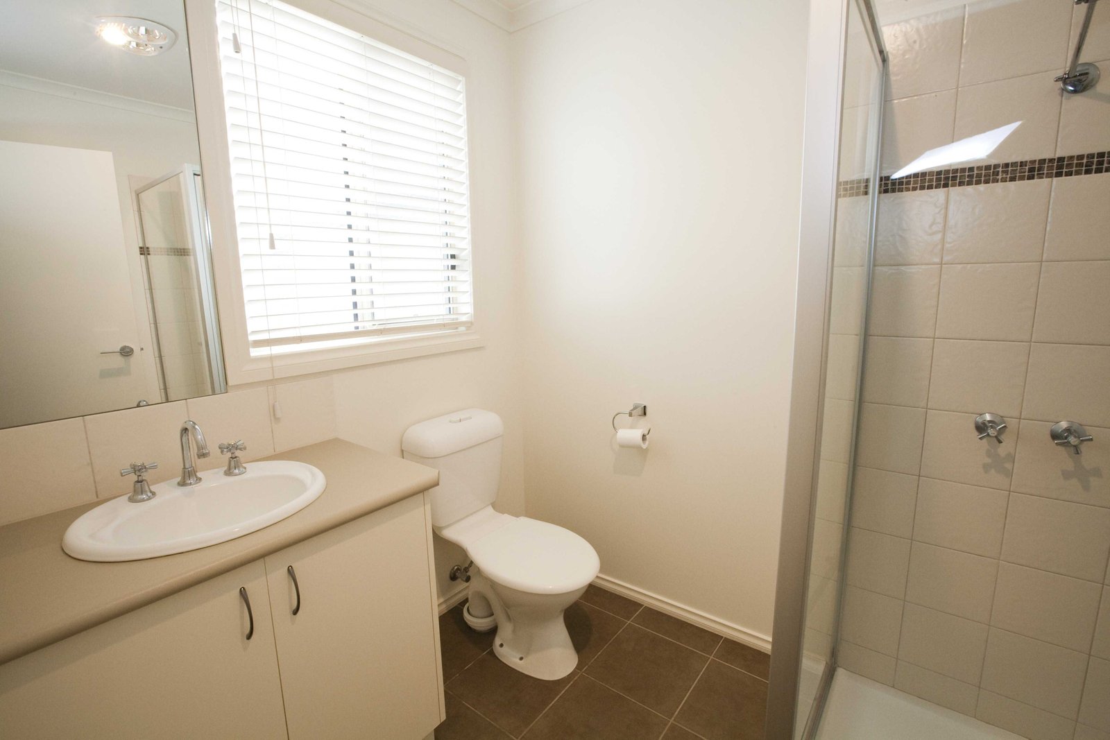 403 Tinworth Avenue MOUNT CLEAR 8