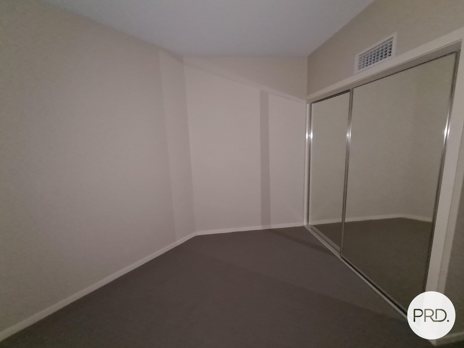 403/10 WYNDHAM Avenue BOYNE ISLAND 11