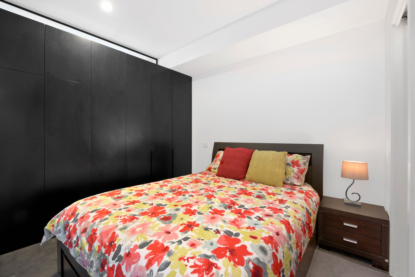 Gallery: 403/13-15 Grattan Street