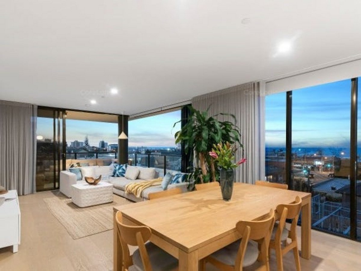 403/16 Seventh Avenue PALM BEACH 1
