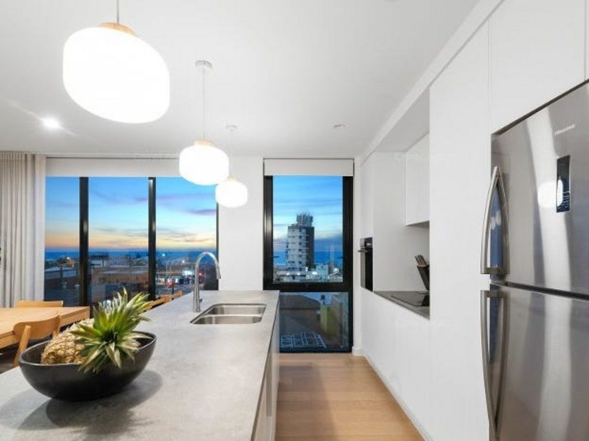 403/16 Seventh Avenue PALM BEACH 5