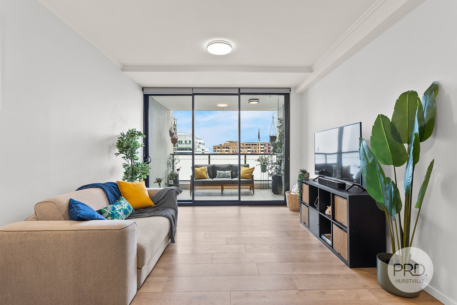 403/18 Woodville Street HURSTVILLE 3