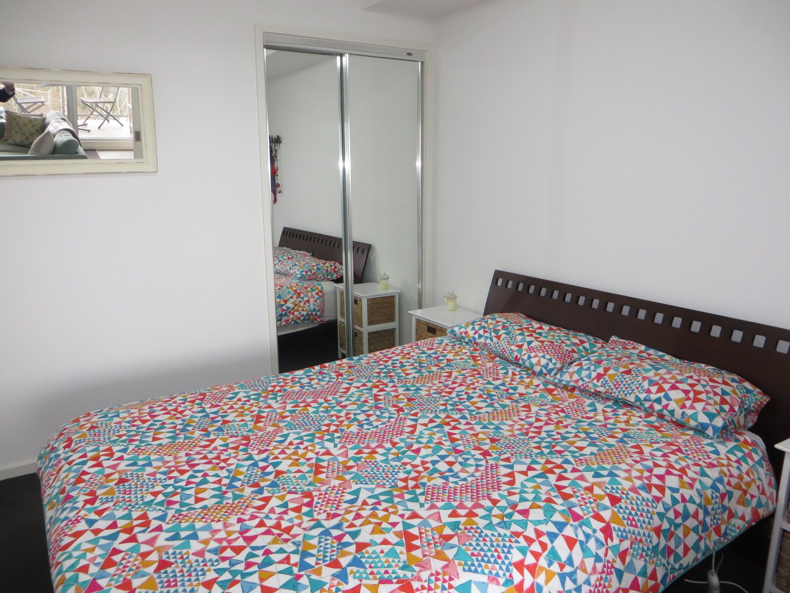 Gallery: 403/2 Willis Lane
