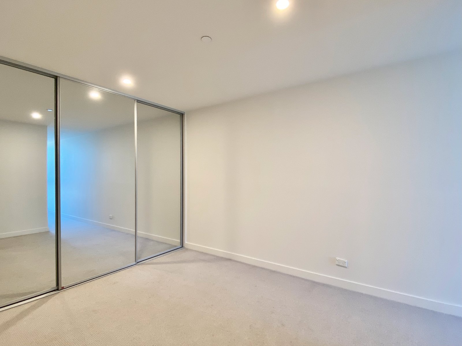 Gallery: 403/28 Swindon Road