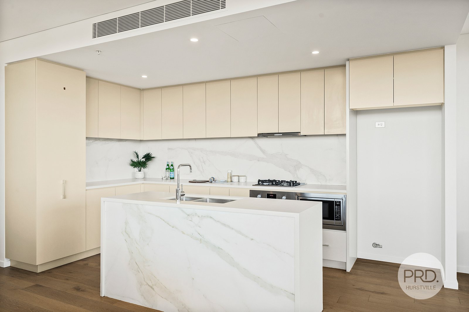 403/3 Blake Street KOGARAH 4