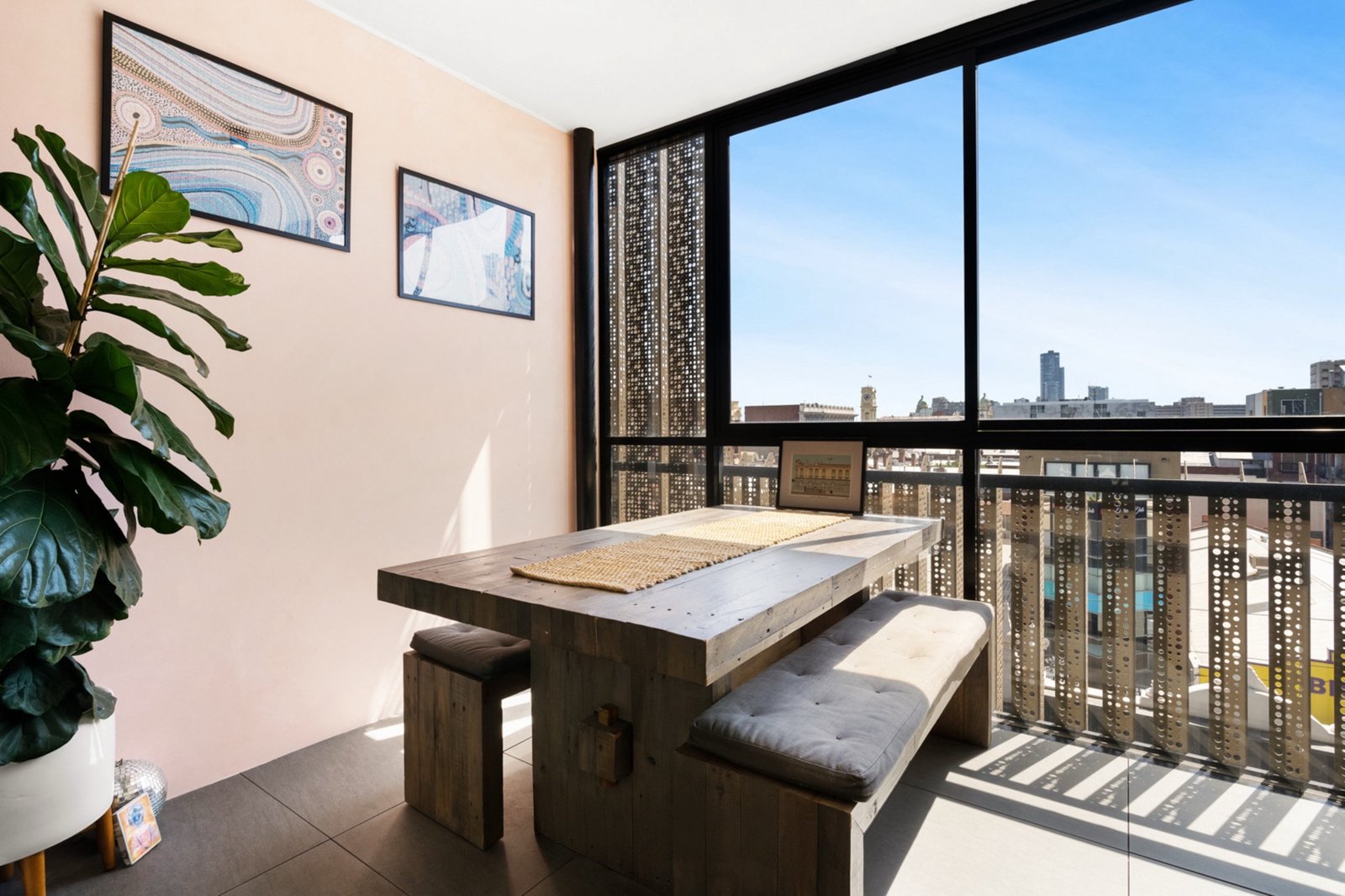 Gallery: 403/3 Victoria Street
