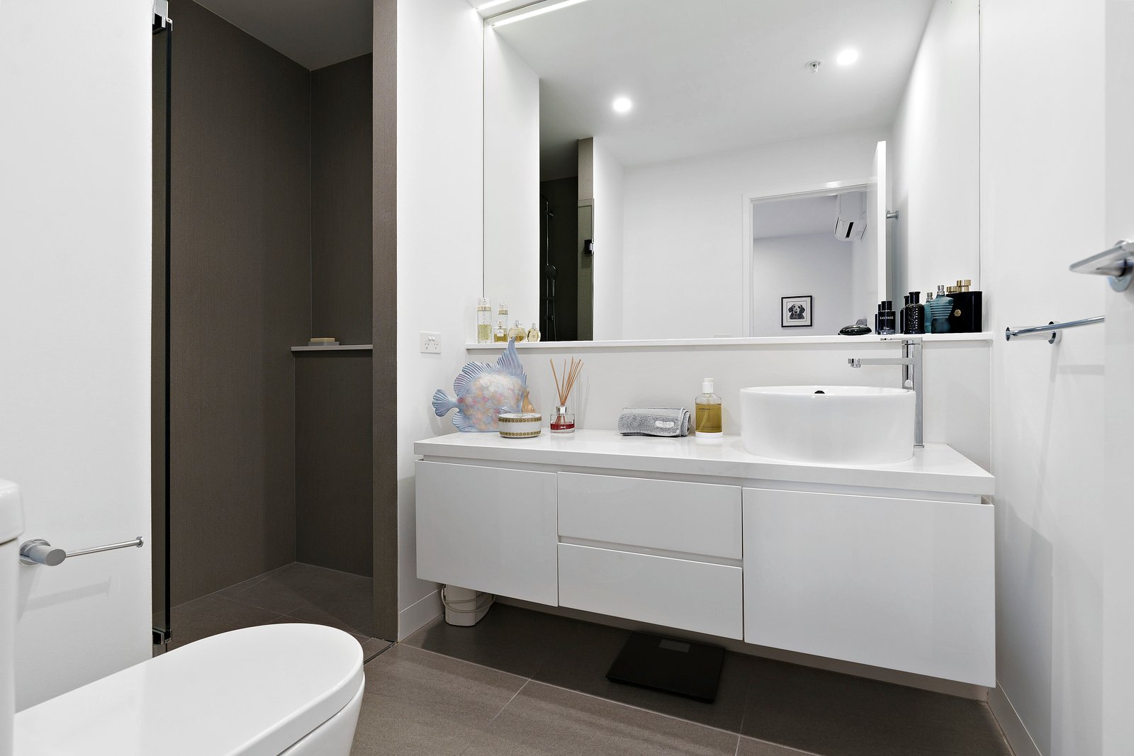 Real Estate and Property in 403/5 Sovereign Point Court, Doncaster, VIC