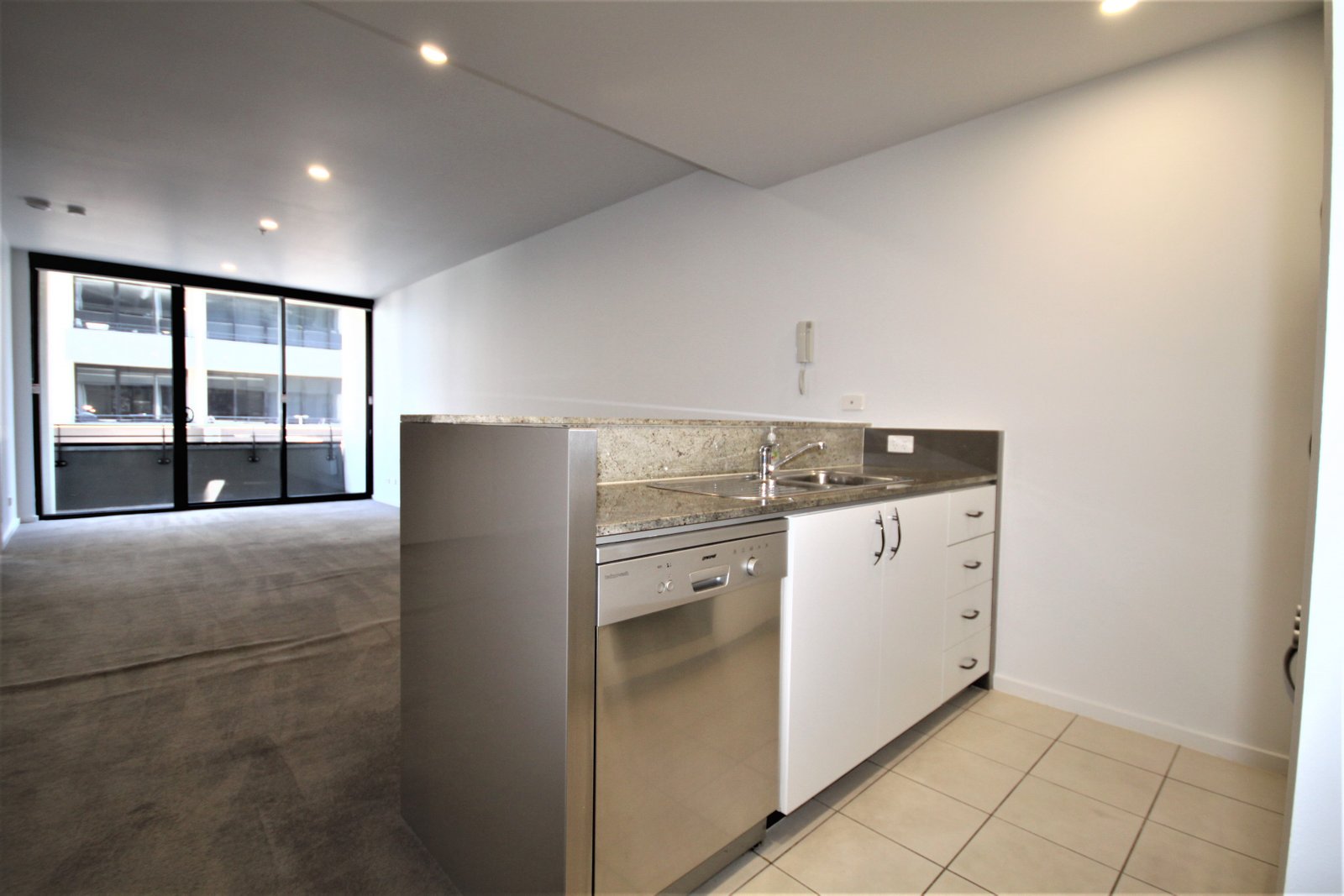 Gallery: 403/57 Bay Street