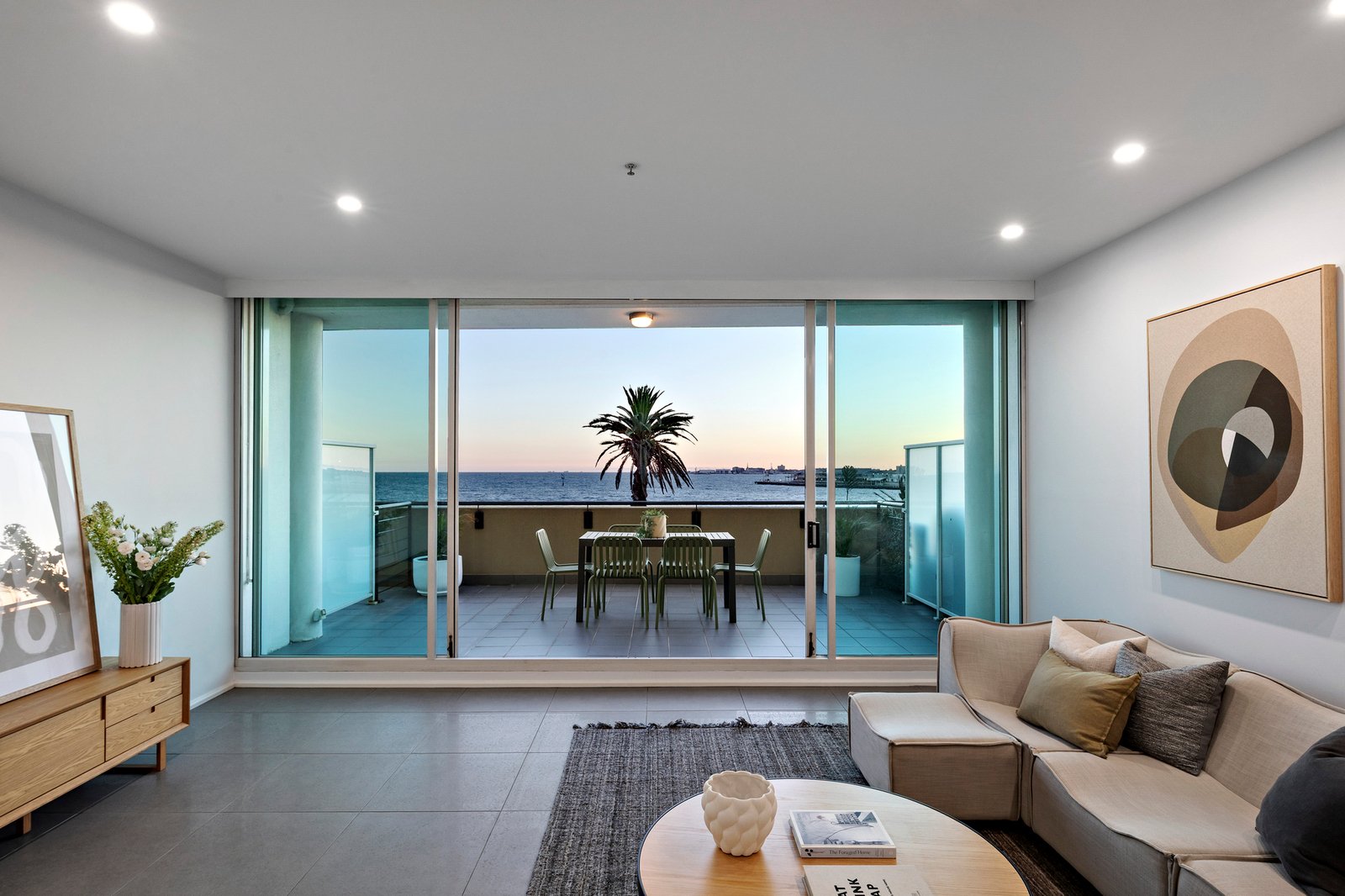 403/62 Beach Street, Port Melbourne, 3207