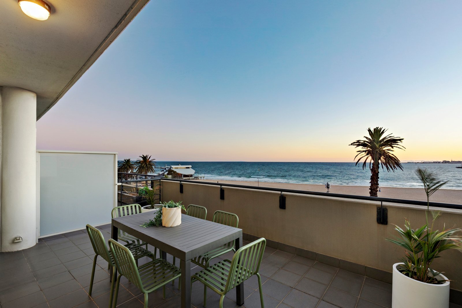 403/62 Beach Street, Port Melbourne, 3207