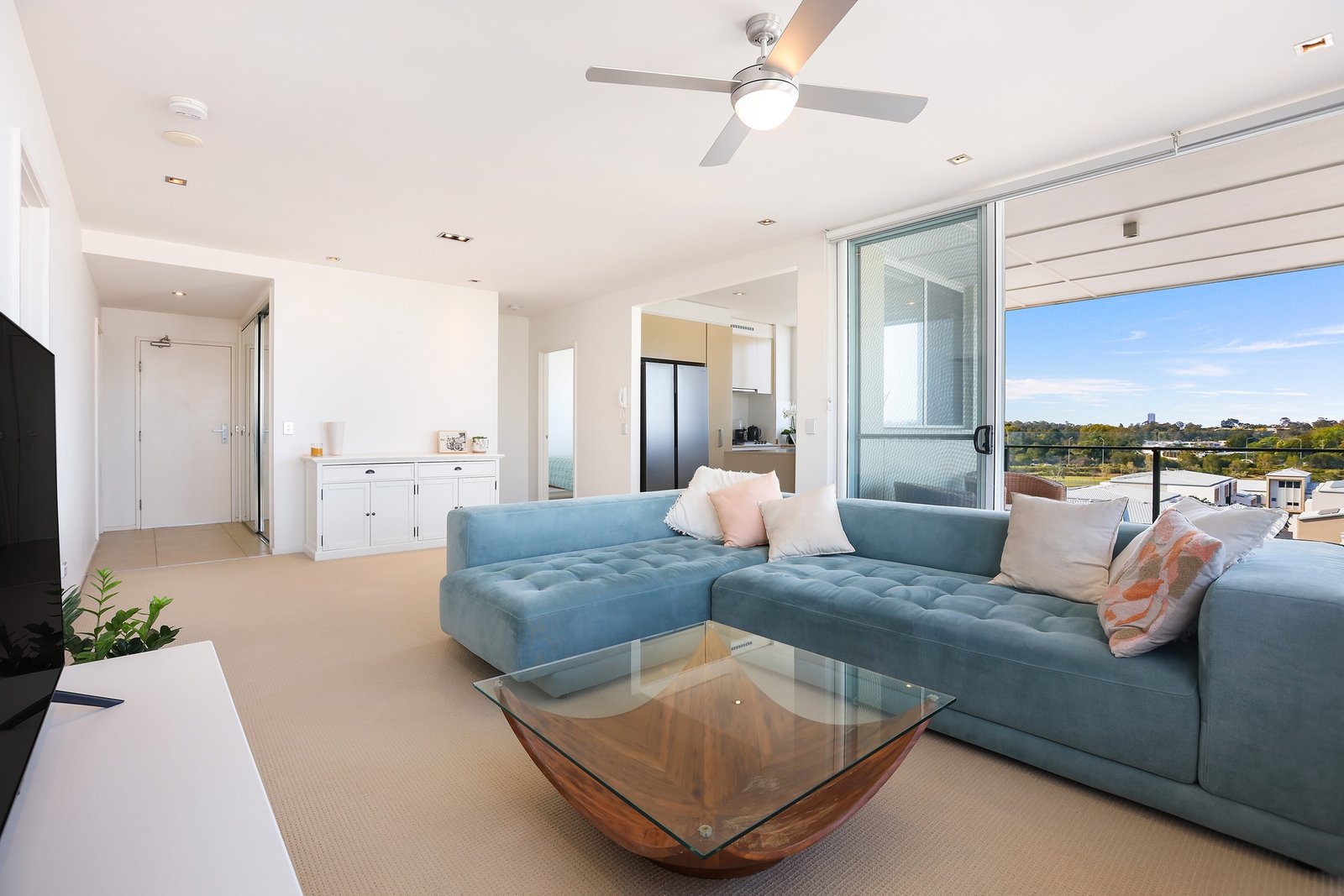 4039/3027 The Boulevard CARRARA 3